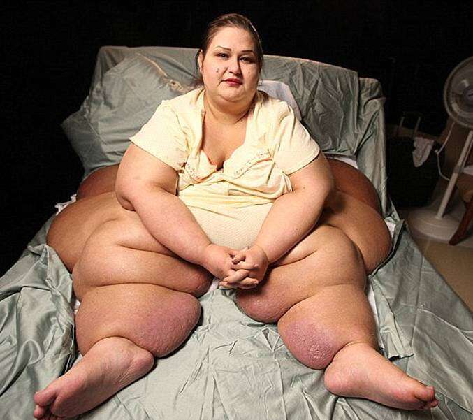 Obesa que se acusou de matar sobrinho com peso do próprio corpo muda de vida Obesa que se acusou de matar sobrinho com peso do próprio corpo muda de vida