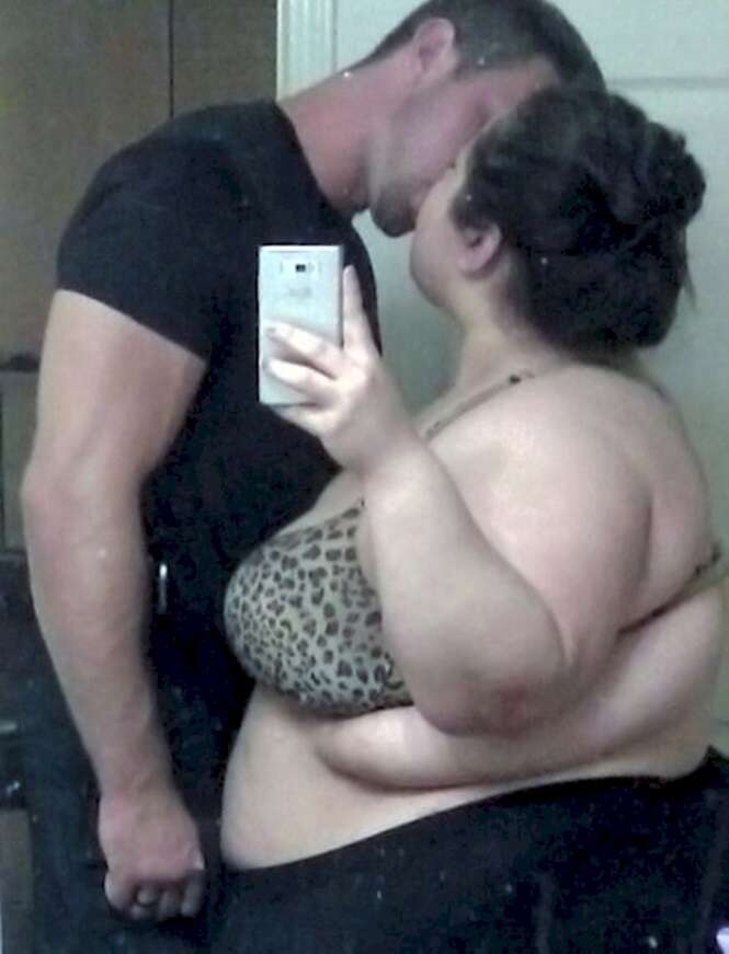 Casais demonstrando que o amor é para todos