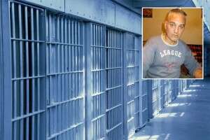 Preso fica com pênis podre após permitir que outro detento lhe ajudasse a aumentar tamanho do membro