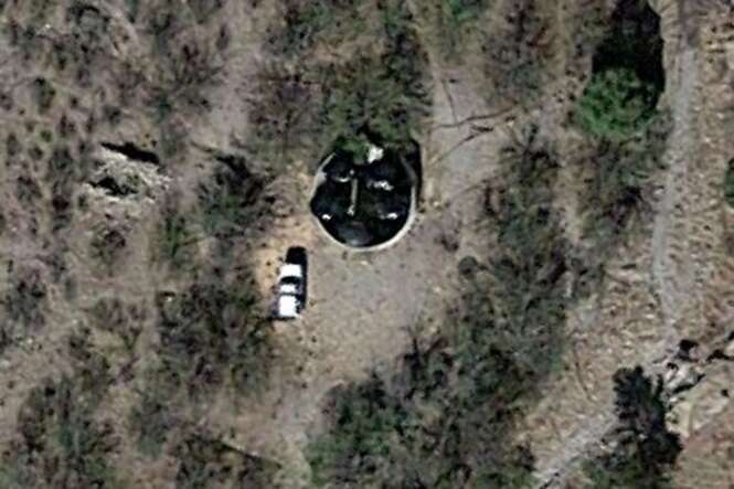 Google Earth captura imagem de suposto disco voador caído no meio de montanhas nos EUA