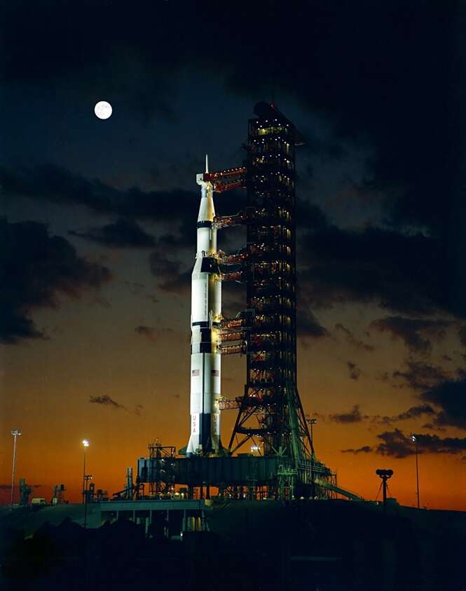 O foguete da missão Apollo 4, antes de ser lançado em 1967 Foto: MegaCurioso