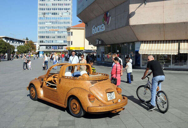 Carro em madeira