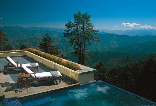 Outdoor Jacuzzi at Wildflower Hall, Shimla in the Himalayas