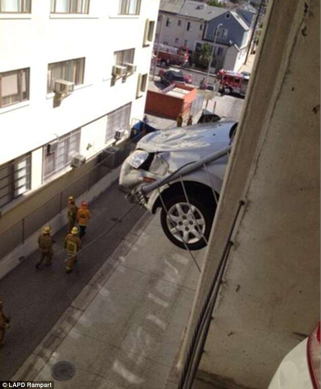 Carro pendurado