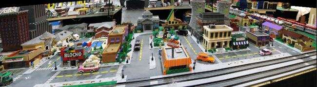 Cidade de Springfield é recriada em versão feita de peças de Lego