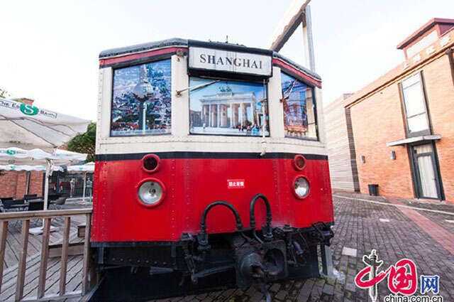 Trem é transformado em restaurante temático