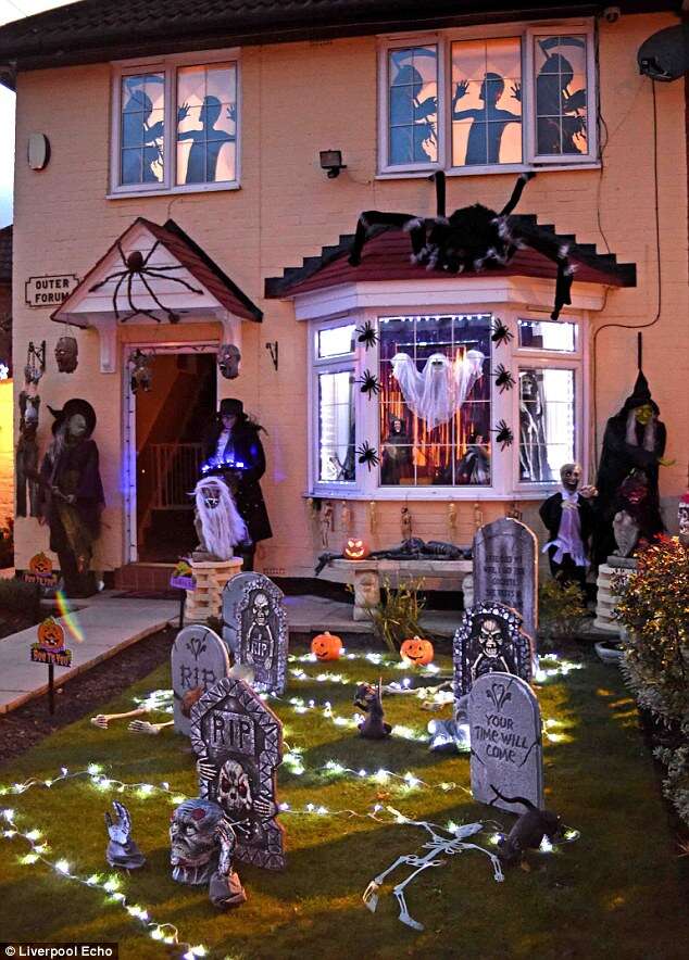 Dia das Bruxas inspira decorações nas residências da Inglaterra