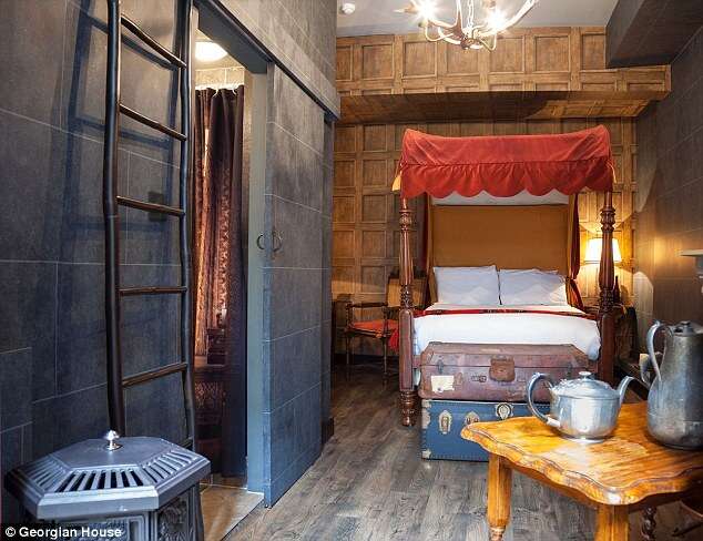 Conheça hotel temático da série Harry Potter em Londres