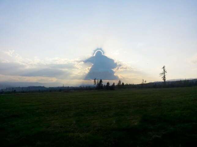Imagem de anjo formado em nuvens repercute na web