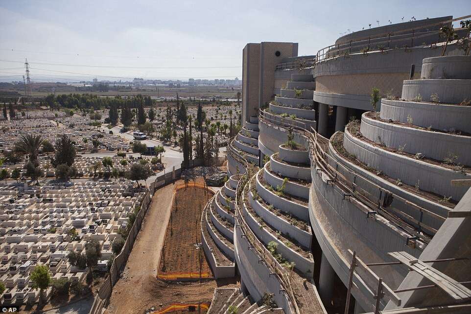 Israel cria cemitério de vários andares