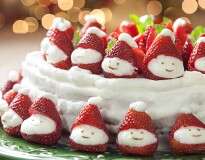 Aprenda a fazer um incrível e leve bolo natalino