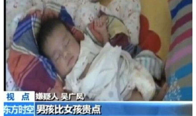 Polícia resgata 37 bebês que eram abusados enquanto esperavam para serem vendidos em tráfico de crianças