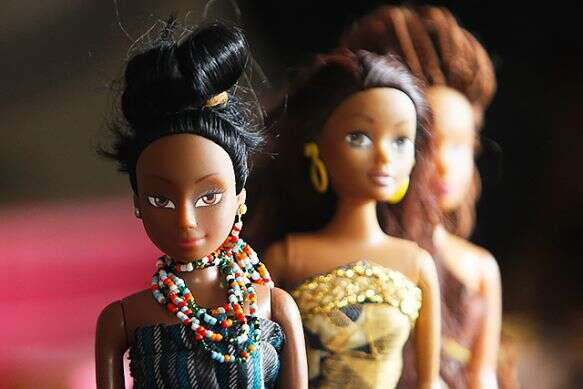 Bonecas negras fazem mais sucesso na África do que a da Barbie