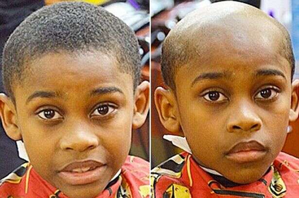 Barbeiro cria punição para meninos travessos dando cortes de cabelo no estilo calvo