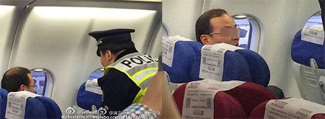 Passageiro se recusa deixar assento da janela e é retirado algemado de avião