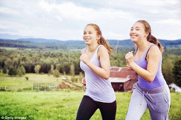 Adolescentes de hoje são mais felizes que há dez anos