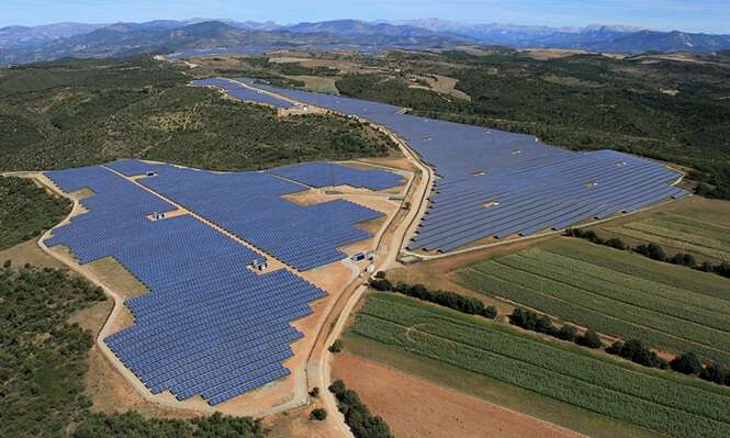 Brasil necessita aprender com a França como gerar energia solar