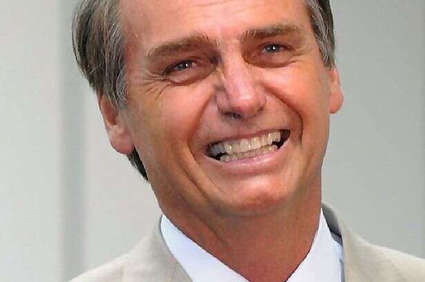 Bolsonaro quer separar sangue de homossexuais dos demais doadores, diz site inglês Bolsonaro quer separar sangue de homossexuais dos demais doadores, diz site inglês