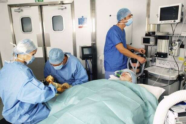 Paciente processa anestesista após gravar pelo celular atitude surpreendente do profissional