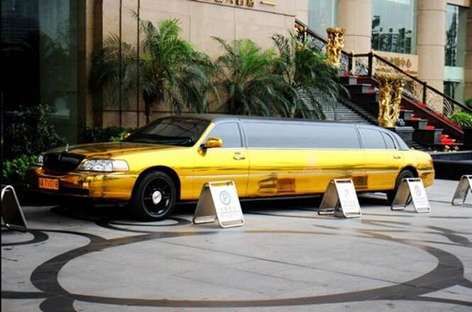 Hotel na China oferece aluguel de Limousine de ouro