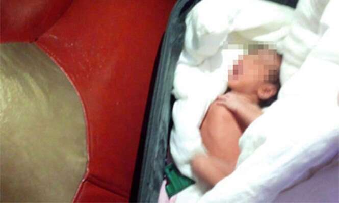 Pai é preso após transportar bebê recém-nascido em mala para tentar vende-lo