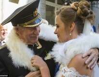 Famoso ator russo de 84 anos se casa com jovem mulher de 24 em cerimônia reservada