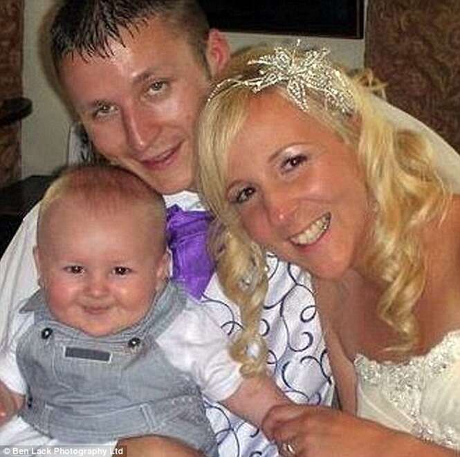 Recém-casados morrem em acidente e deixam órfão filho de 5 meses de vida