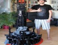 9 esculturas criativas feitas de Lego