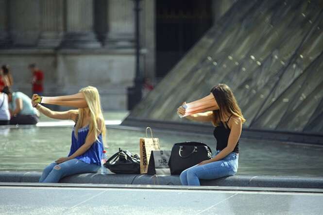 Fotógrafo cria série de imagens demonstrando como os telefones estão sugando nossas almas