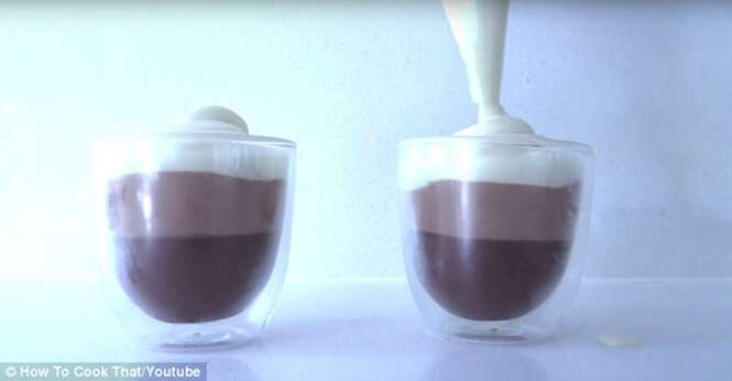 Vídeo faz sucesso ao ensinar como preparar mousse usando apenas chocolate e água