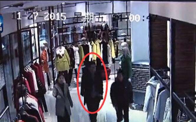 Homem rouba roupa de grife avaliada em quase R$30 mil dentro de boutique