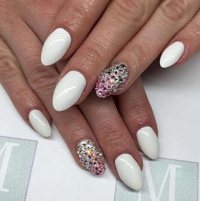 via Instagram / @mnails_official