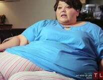 Obesa perde quase 100 quilos para poder ter relação íntima pela primeira vez e finalmente consumar seu casamento