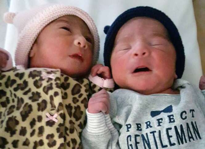 Gêmeos nascem em anos diferentes após virem ao mundo durante virada para 2016