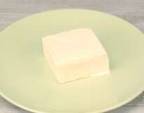 Como amolecer manteiga congelada de forma simples e prática?
