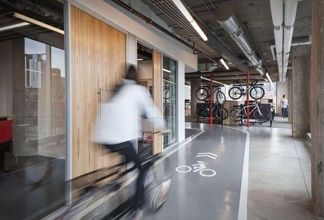 Gosta de bicicleta? Esse escritório vai ser seu sonho de trabalho