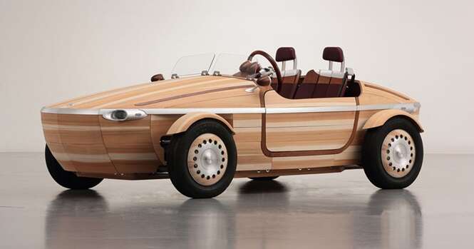 Toyota cria carro feito de madeira
