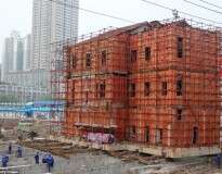 Chineses se preparam para mover edifício de 3 andares a outro local