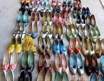 Homem é preso após roubar 160 pares de sapatos femininos porque gostava de cheirá-los