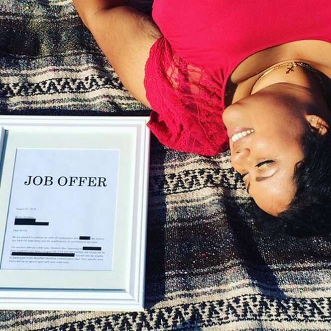 “Oferta de emprego” Foto: Tudo Interessante