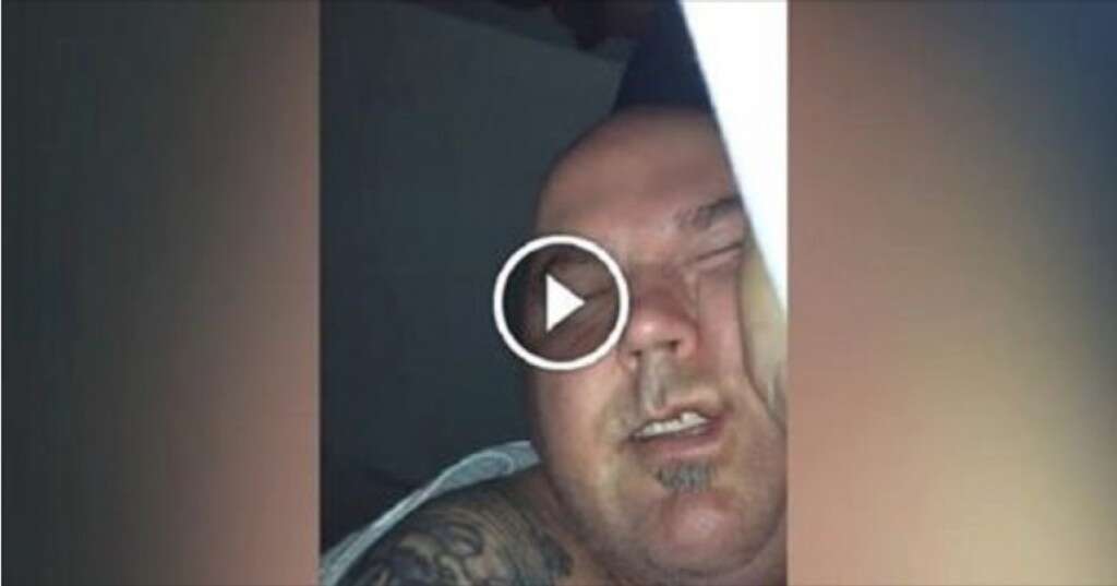 O vídeo deste homem dando gargalhadas enquanto dorme vai fazer você rir alto