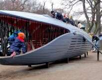 Empresa dinamarquesa cria parques infantis que nem adultos são capazes de resistir