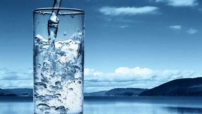 Saiba como preparar água alcalina: ela desintoxica e protege contra doenças, inclusive contra o câncer